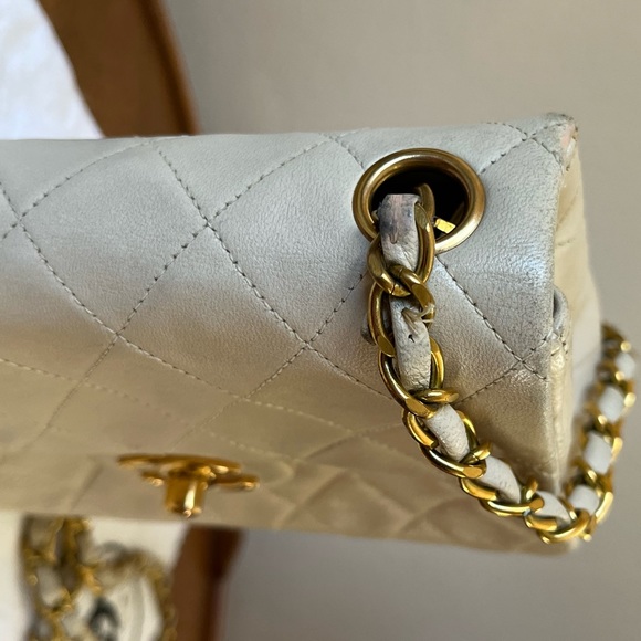CHANEL Square Mini Lambskin Classic Flap in Beige / Ivory 💕 Authentic - Picture 14 of 16